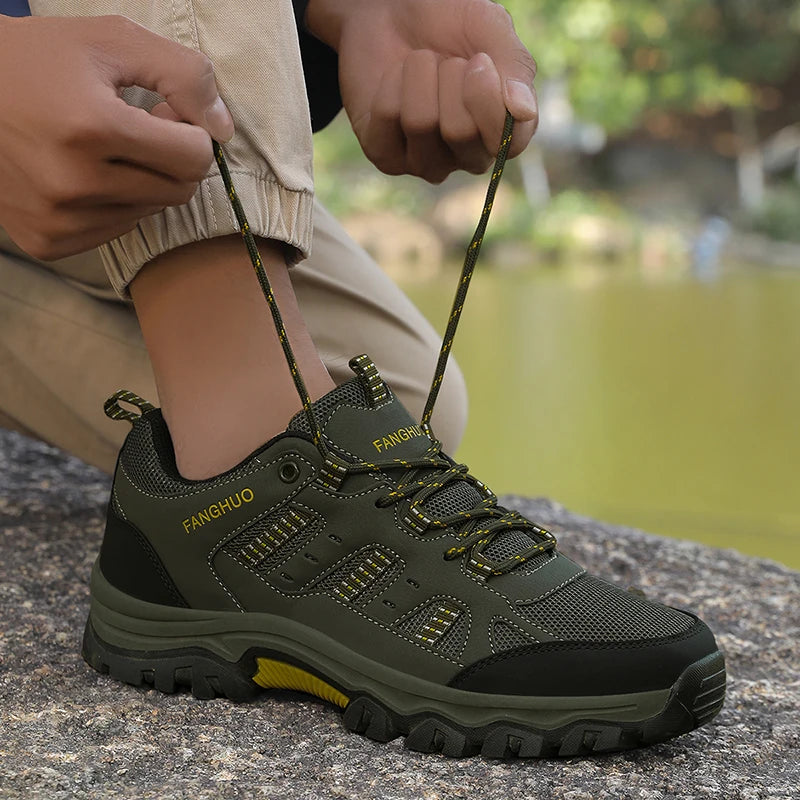 Outdoor Non-Slip Hiking Shoes for Men 2025 New Wear-Resistant Shock-Absorbing Mountain Climbing Sports Cross-Country Hiking Shoes