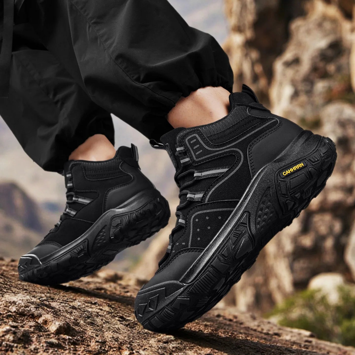 Fall/Winter Outdoor Hiking Shoes, Anti-slip and Wear-resistant Workwear Sports Shoes, Men's Work Boots